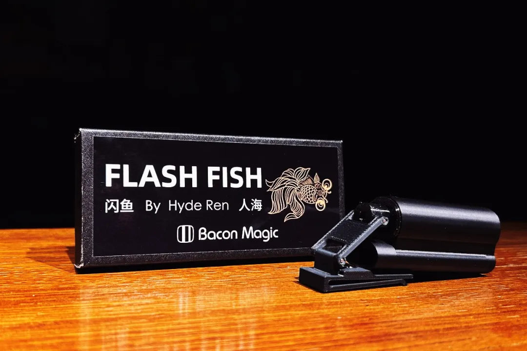Flash Fish by Hyde Ren