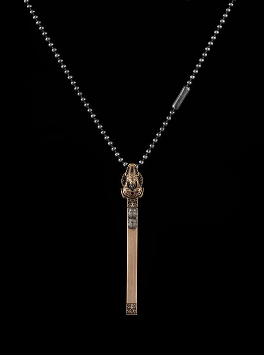 Magic necklace by Richard Mo