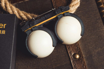 L Holder by Long Long