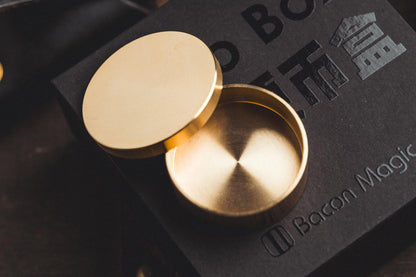 Okito Box by Bacon Magic