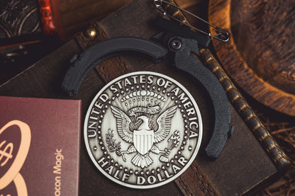 Hopping Shocking Half by Jiang Zhenghua