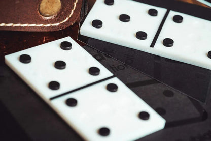 Dominoes Prediction by Juan Luis Rubiales