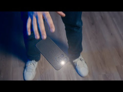 Leviosa Phone by João Miranda and Julio Montoro