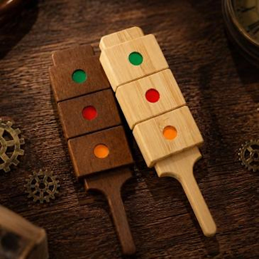 Stop Light Paddle (Dark Brown)