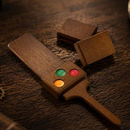Stop Light Paddle (Dark Brown)